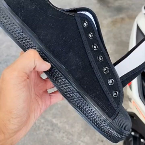 M26-G Lavender Refresher Spray-STRONG PROTECT for your gear. 99.9% Antibacterial. Perfect for helmets shoes jackets.