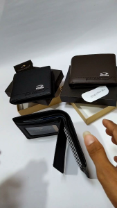 Terbaru Dompet Lipat Kulit Murah/Dompet Kulit Model Distro with Box 1009