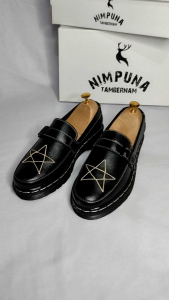 Sepatu Loafers Bintang Pria Model Slip-On Kasual