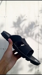 HUPA - Sandal Bata Selop Warna Hitam Untuk Pria Dewasa