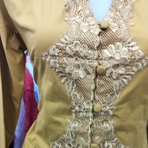 Kebaya Encim: Tradisi & Elegansi dalam Busana Formal