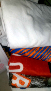 Versatile Household Towels: From Beach to Bath