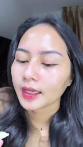 Glad2Glow Peach Retinol Moisturizer 30g Pelembab Wajah Retinol Moist Anti Aging Retinol Facial Cream