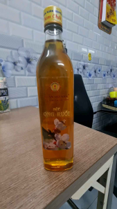 1 chai 500ml mật ong ruồi Xuân nguyên