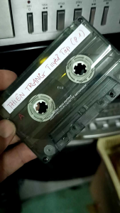 Set 2 cuốn băng cassette tiếng hát Thiên Trang phôi Sony TDK 90