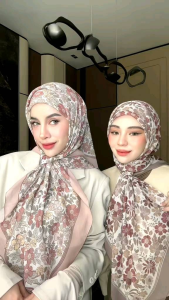 Hijab Segiempat voal motif Bunga Cantik Terbaru
