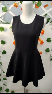 Mini Dress Hitam: Desain Elegan & Nyaman