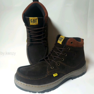 sepatu boots pria sepatu semi boots masa kini cokelat tua bisa dipakai di semua musim