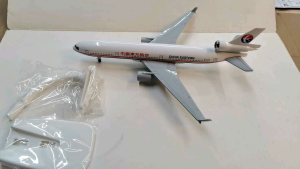 China Eastern MD-11 8 inches Diecast Airplane with Landing Gears and Stand for Display Collectibles Aircraft Model