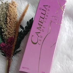 CAMELLIA eau de parfum warna ungu 125ml minyak wangi camellia dari priskila untuk pria dan wanita