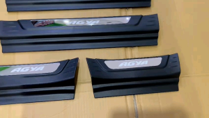 Sillplate Samping Agya GR SPORT 2023 2024 2025 2026 Sporty Hitam Lampu LED / Non .