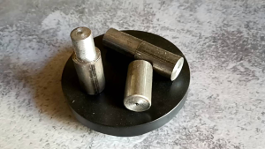 Engsel Bubut 1 Inch Besi Berkualitas & Engsel Pintu Panjang 7cm 9cm