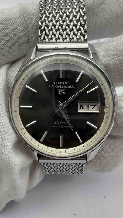 Seiko Sportsmatic Deluxe Diashock 25 jewels Automatic ตัวเรือนสแตนเลส ฝาหลังปลาโลมา นาฬิกาผู้ชาย มือสองของแท้