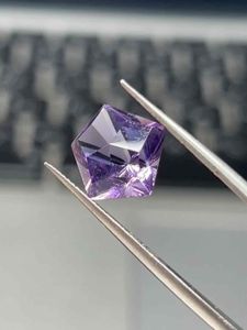 4450AMT- ĐÁ AMETHYST THẠCH ANH TÍM ĐẬM THIÊN NHIÊN (GIÁC LẠ)( Không xử lý) ( thông số trong ảnh chụp)4.45 Carat