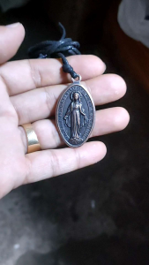 MIRACULOUS MEDAL (Large 1X1.75 inch.) MIDALIA MILAGROSA OF THE BLESSED VIRGIN MARY BEST QUALITY EMBOSSED BRONZE MEDAL NECKLACE