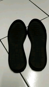 Sol Sepatu Wanita Odrey Model CO NVE RSE DARALIS Bahan TPR Hitam dan Putih