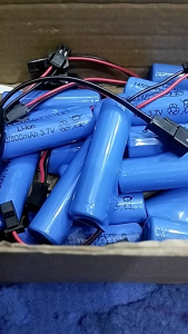 Batre Cash Li-ion 37Volt & Kabel USB Charger 37Volt Cocok Untuk Mainan Mobil Remot