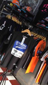 Kaos Hitam Yamaha Premium 24s