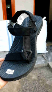 Sandal Gunung Tahan Lama & Sandal Outdoor Nyaman