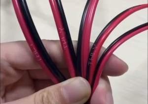 สายไฟซิลิโคนแบบนิ่ม ทองแดงแท้100% เคลือบดีบุกคุณภาพสูง ขนาด 8AWG - 24AWG ยาว 1+1 เมตร กันความร้อนสูงเกรดอุตสาหกรรม