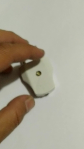 Colokan listrik gepeng merk kingsun warna putih steker COF