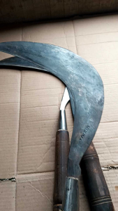 Sabat Rumput Super Tajam Asli Baja Arit Pengaritan Isen Disepuh Pande