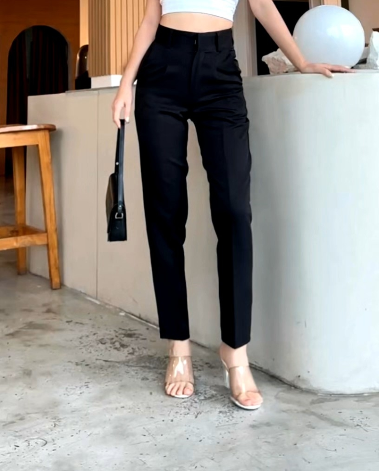 กางเกงยายาวทำงาน ทรงขากระบอก เอวกลาง A4 ผ้า เปเป้