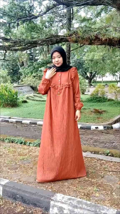 Gamis Crinkle Airflow Ibu Ibu Burgundy 2025 Terbaru // Gamis Crinkle Lebar Mayung Jumbo // Gamis Crinkle Airflow Jumbo Busui Frendly