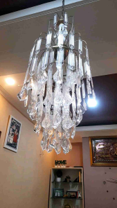 Lampu hias gantung kristal akrilik ruang tamu  ( diameter 30cm)