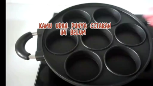 CETAKAN MARTABAK MINI 7 LUBANG 8 LUBANG DATAR HAPPY CALL & S HAPPY FUN SERBAGUNA COCOK UNTUK BERMACAM MACAM ANEKA KUE ANTI LENGKET MUDAH DI BERSIHKAN