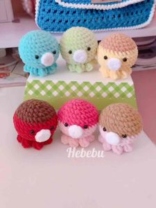 Móc khóa bạch tuộc len dễ thương handmade - Octopus keychain