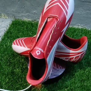 sepatu bola anak terbaru ortus merah Free+kaos kaki