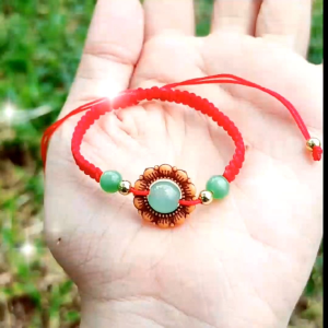 [Chi Chi] Vòng Tay Lắc Tay Chỉ Đỏ Mặt Hoa Hướng Dương Mix Hạt Xanh Ngọc - MS008