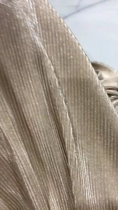 vải voan  dập ly nhũ kim tuyến co dãn _( khổ 1m5)màu da co dãn mềm nhẹ may đầm váy quần vv