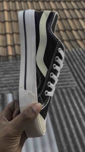 Sepatu vntela public full black sepatu sekolah hitam