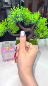 เล็บปลอมสีเจลลูกแก้ว❤️แถมกาว ❤️แถมตะไบทุกชุดเจลแท้100% ติดง่ายๆแค่ไม่เกิน5นาทีสวยเลย (มือ)