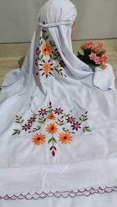 PROMO GROSIR MUKENA TERUSAN ANAK TERMURAH FASHION! (COD) Mukena Polino Size Anak Terusan Kain Dasar Warna Hitam Motif Bunga teratai