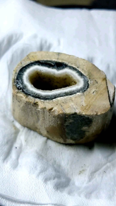 Batu posil patung tektekan original