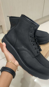 Sepatu Boots Kulit Pria Moctoe 875 Black Black Crazy Horse Roughnut Kulit Asli