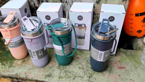 Ly Giữ Nhiệt cốc Giữ Nhiệt Có Quai Xách ĐỰNG CAFE 710ML Tặng Kèm Ống hút Inox