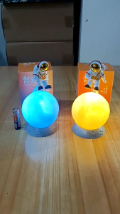 astronaut 3d light moon with free battery
