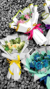 Buket Bunga 5 Tangkai Mawar Kode Denis