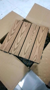 30cm x 30cm Decking Tile Lantai Decking Kayu WPC Outdoor Anti Air