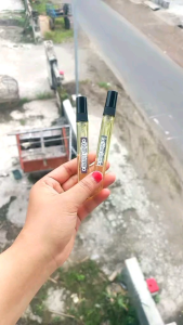 《Blueberry》BELI 1 GRATIS 1 Parfum Travel Size 10 ml Siap Pakai– Wangi Awet Cocok Dibawa Kemana Saja