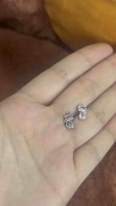 ตุ้มหู ต่างหูคริสตัลรูปแมว ประกายสีม่วง เงินแท้ 92.5 🐱 Little Kitten Earring 04