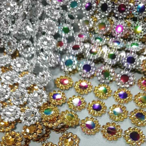 สังวาลย์ทานตะวันรุ้ง (100 ชิ้น)  ทานตะวัน  สังวาลย์  ตกแต่งงานฝีมือ   (ไม่ปลอดภัย)