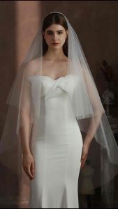 เวลเจ้าสาวแบบยาวติดเพชรเล็ก ๆ คลุมหน้าได้ มีหวีสับในตัว