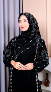 Gamis Set Hijab AVIKA HAWA: Pilihan Elegan untuk Acara Formal