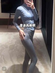 Hi.sweetie 🎀 [Ready Stock] Ultra Thin Quick Dry Mid Waist Ice Silk Seamless Underwear Breathable Woman Panties 超薄冰丝无痕面膜裤