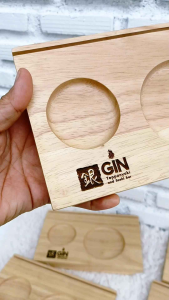 ถาดเสิร์ฟกาแฟแบบเซาะร่อง ถาดไม้ยางพารา 2 หลุม พร้อมสั่งเลเซอร์/สลักชื่อ ตามสั่งได้นะคะ